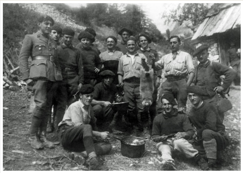 Ligne Maginot - 83 - TOLONDET (ESCARPEMENT DU) - (DMP - Dispositif de Mine Permanent) - Henry Dufour et ses hommes à Roya, du renard au menu.…. 