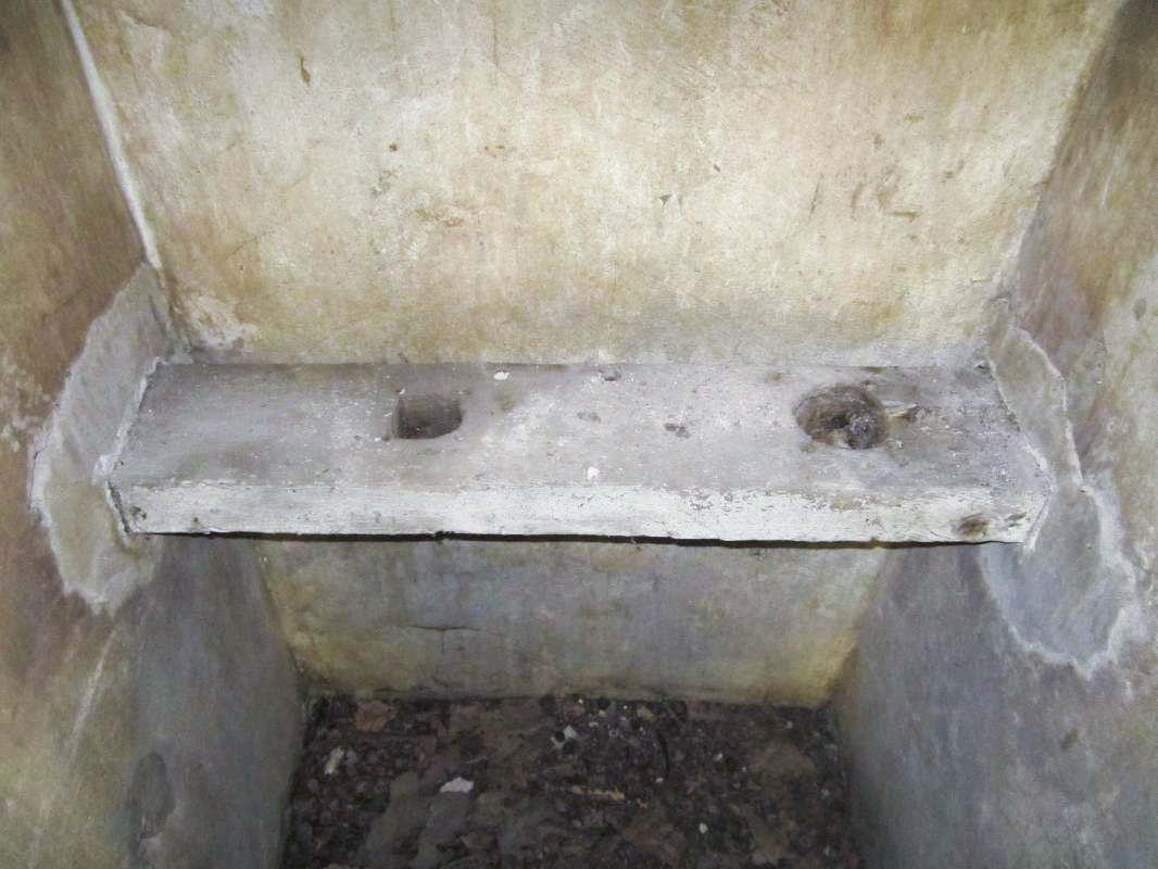 Ligne Maginot - KLOSTERGRABEN 1 - (Blockhaus pour arme infanterie) - Support pour la ventilation - gregfuchs