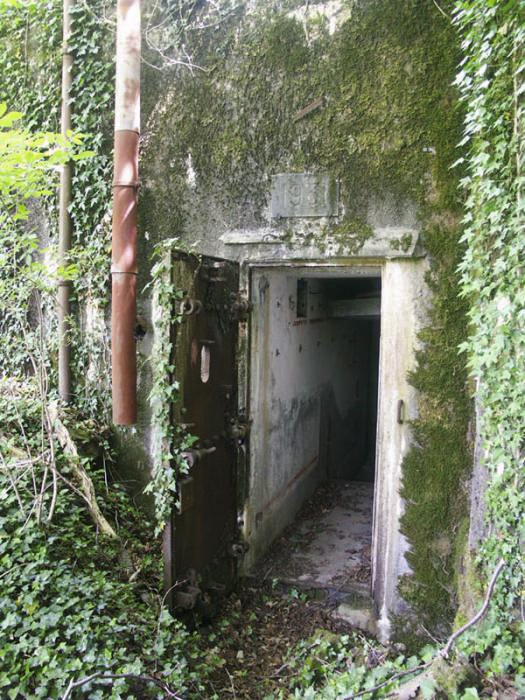 Ligne Maginot - KOENIGSBRUCK Nord (Casemate d'infanterie) - Entrée de la casemate - Pascal LAMBERT