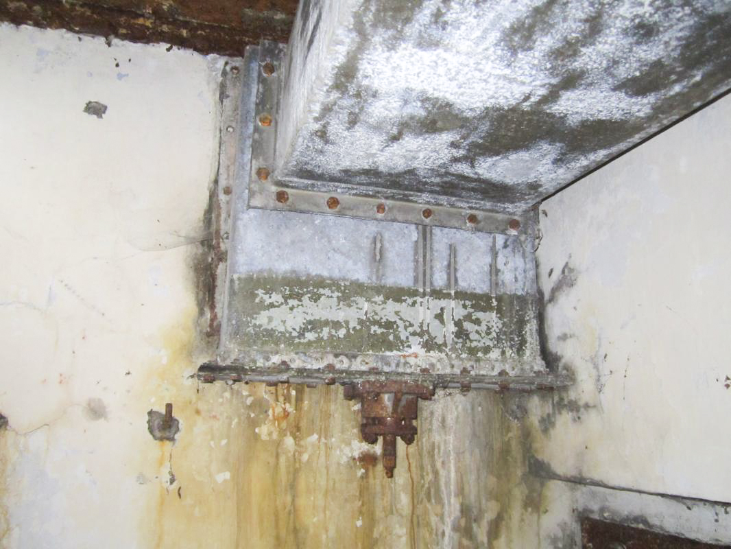 Ligne Maginot - KOENIGSBRUCK NORD - (Casemate d'infanterie) - Prise d'air et vanne - gregfuchs