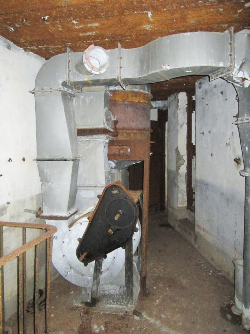 Ligne Maginot - KOENIGSBRUCK NORD - (Casemate d'infanterie) - Ventilation - gregfuchs
