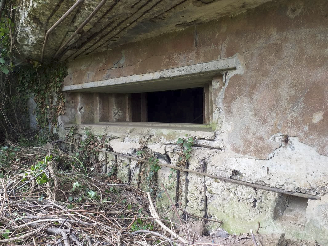 Ligne Maginot - KUBELMUEHLE 2 (AVANT POSTE) - (Blockhaus pour canon) - Créneau AC 47 - gregfuchs
