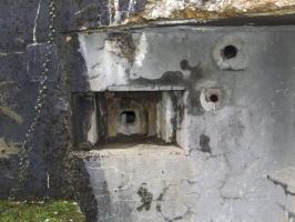 Ligne Maginot - ACHEN NORD EST - (Casemate d'infanterie - double) - Un créneau pour FM type RB