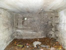 Ligne Maginot - SELTZBACH 6 - (Blockhaus pour arme infanterie) - Local sous la tour FM
L'orifice de ventilation et échelons d'accès