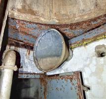 Ligne Maginot - PETIT REDERCHING - (Abri) - Tuyau aéraulique de sortie d'air surpressé dans la cloche GFM