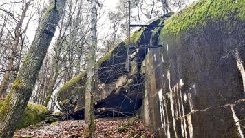 Ligne Maginot - HOCHWALD C6 - (Casemate d'infanterie) - La chambre de tir haute couvrant le glacis du fossé antichar