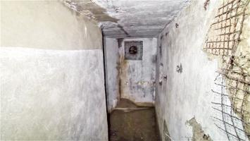 Ligne Maginot - HOCHWALD C9 - (Casemate d'infanterie) - Etage inférieur
Accès au local du réservoir de gasoil