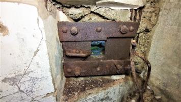 Ligne Maginot - HOCHWALD C6 - (Casemate d'infanterie - double) - Créneau Fusil Mitrailleur type A de protection de l'entrée