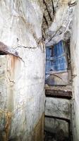 Ligne Maginot - HOCHWALD C6 - (Casemate d'infanterie - double) - Accès à la chambre du chef de casemate, au fond une citerne d'eau potable