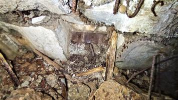 Ligne Maginot - HOCHWALD C6 - (Casemate d'infanterie - double) - Créneau de protection de l'issue de secours donnant sur le puits d'accès