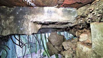 Ligne Maginot - HOCHWALD C6 - (Casemate d'infanterie - double) - Reste du créneau pour jumelage de mitrailleuses Reibel Mac 31 de gauche