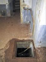 Ligne Maginot - HOCHWALD C3 - (Casemate d'infanterie - double) - Chambre de repos pour 8 hommes, puits et emplacement d'une pompe pour l'alimentation en eau de la casemate