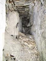 Ligne Maginot - HOCHWALD C1 - (Casemate d'infanterie) - Couloir à l'étage inférieur, à gauche l'escalier menant à l'étage supérieur