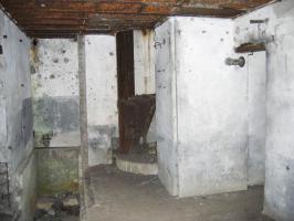 Ligne Maginot - 15/3 - MUEHLRHEIN (Casemate d'infanterie - double) - Puits de la cloche et emplacement de la fosse chimique