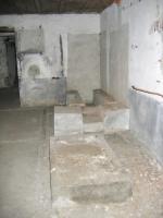 Ligne Maginot - 15/3 - MUEHLRHEIN (Casemate d'infanterie - double) - Local technique
Le support du groupe électrogène et de la cuve d'eau de refroidissement de ce dernier