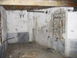 Ligne Maginot - 15/3 - MUEHLRHEIN (Casemate d'infanterie - double) - Local technique avec la trémie FM ferraillée