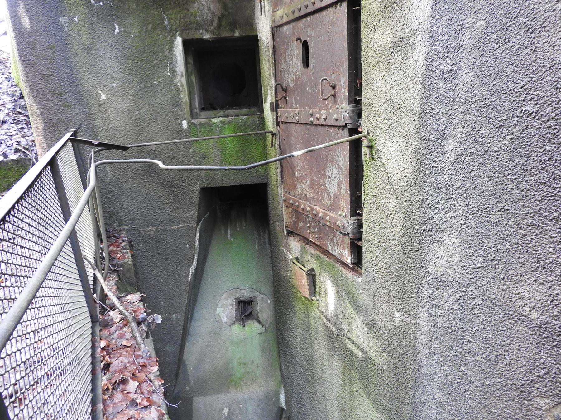 Ligne Maginot - CAMP DE BITCHE - (Abri) - Les créneaux FM