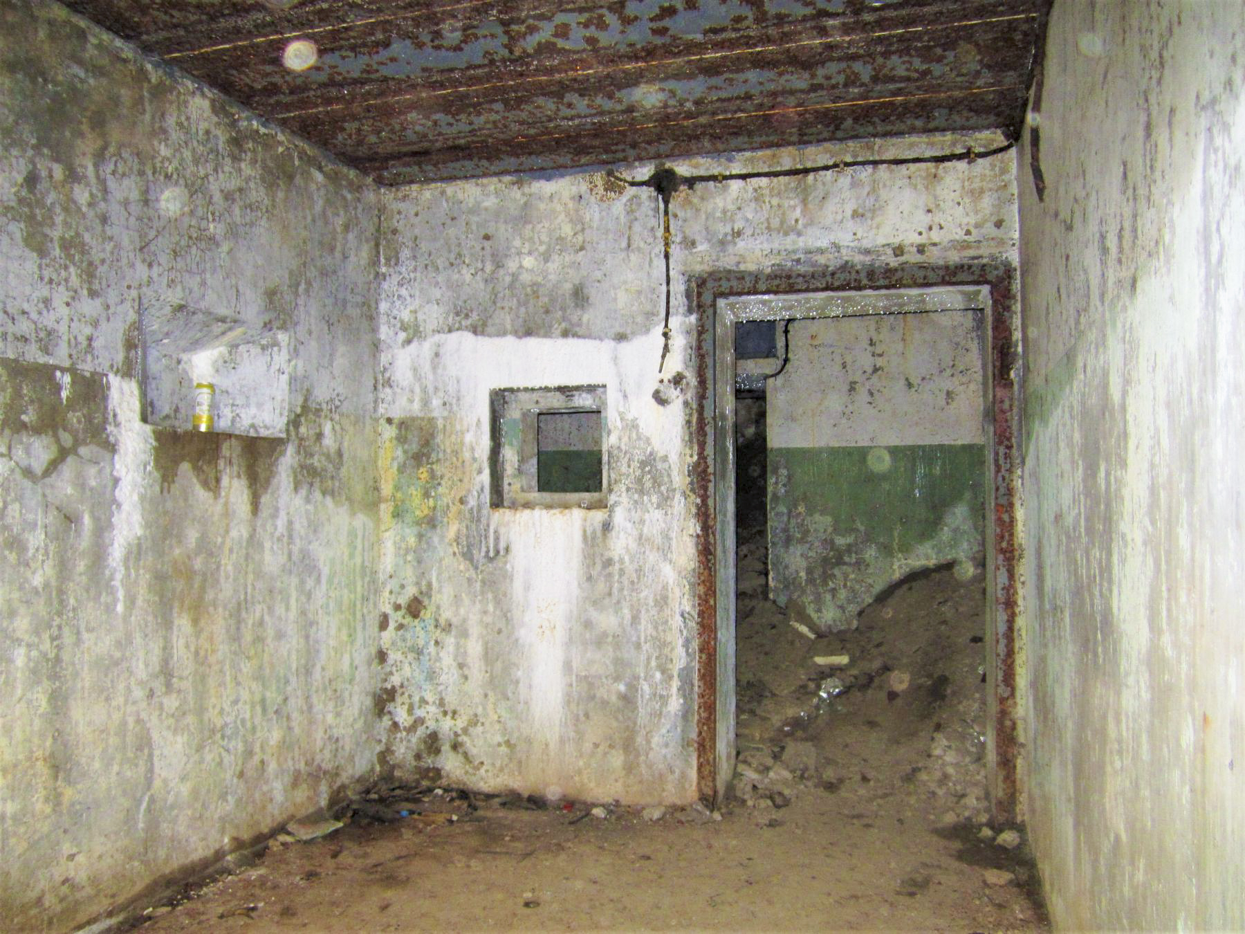 Ligne Maginot - PETIT REDERCHING - (Abri) - Local du piquet de garde du coffre est