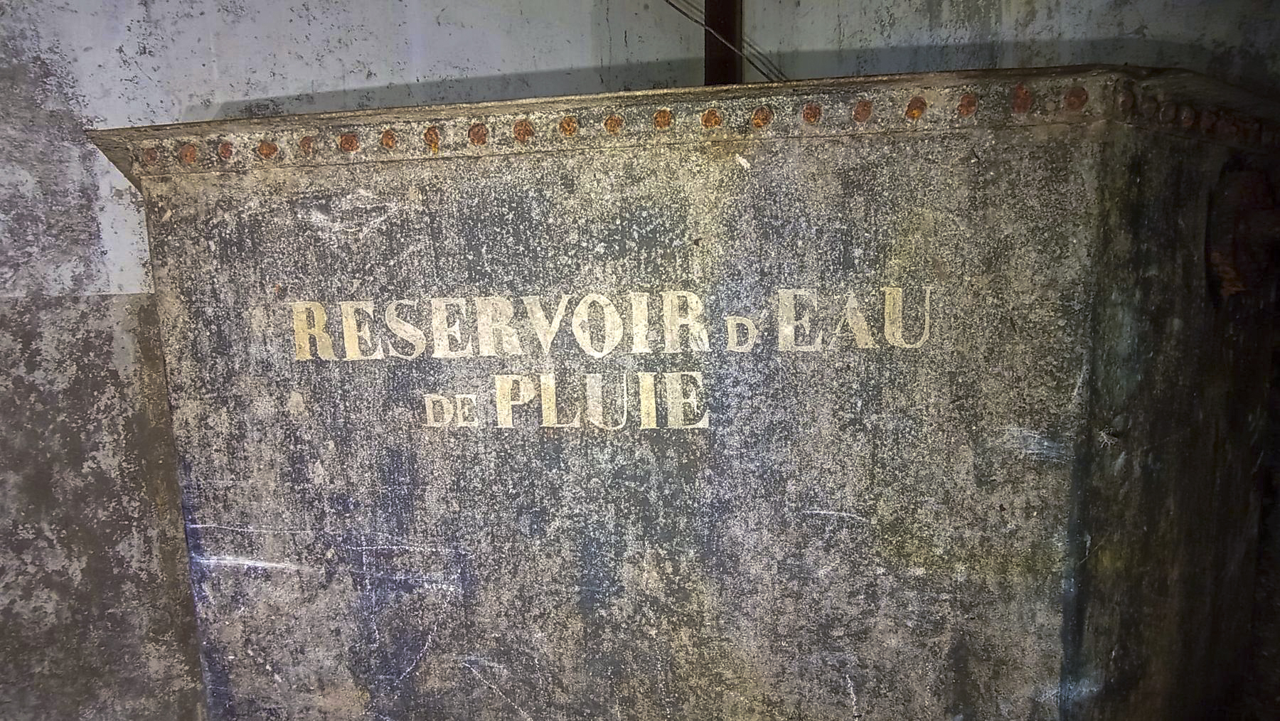 Ligne Maginot - PETIT REDERCHING - (Abri) - Réservoir de récupération des eaux de pluie, au pied de l'escalier du coffre est - Baptiste Gaudin