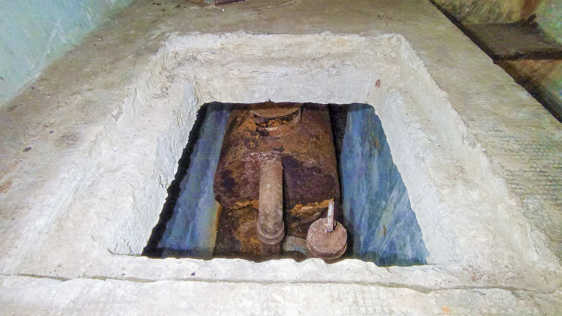 Ligne Maginot - PETIT REDERCHING - (Abri) - Latrine pour officiers
Fosse chimique ASEPTA - Baptiste Gaudin