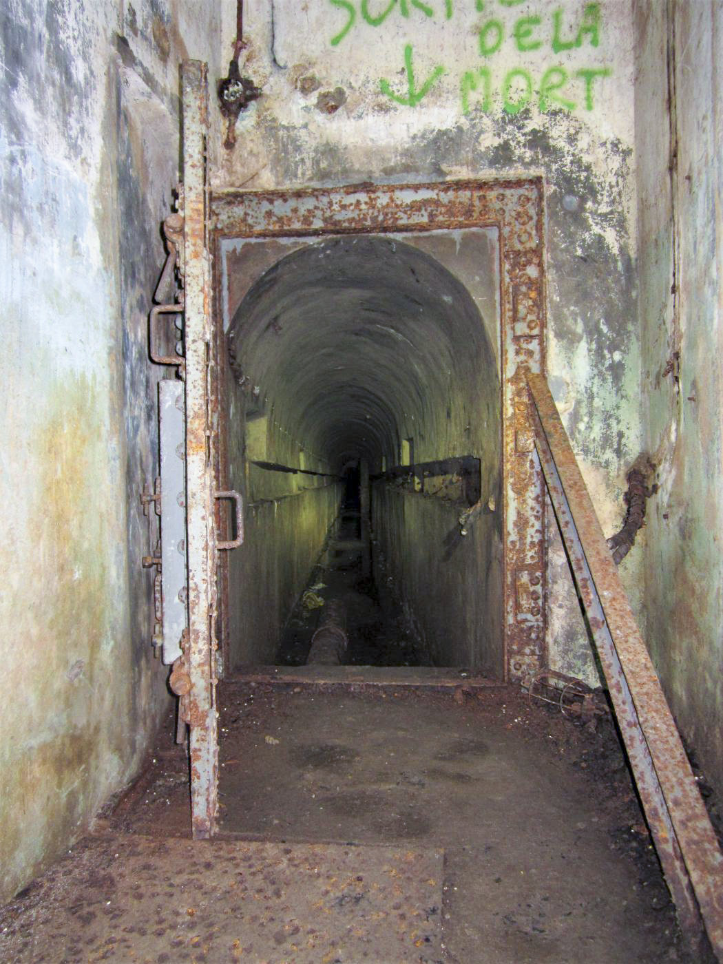 Ligne Maginot - PETIT REDERCHING - (Abri) - Entrée de l'issue de secours-égout