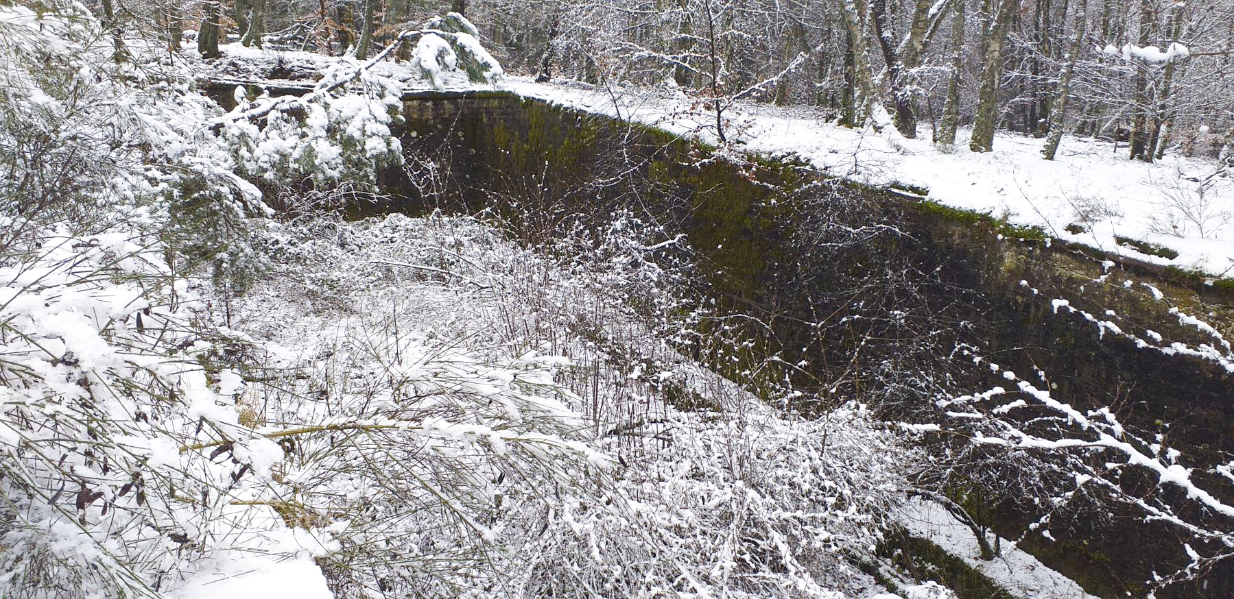 Ligne Maginot - HOCHWALD C5 - (Casemate d'infanterie) - Raccordement entre le fossé de la casemate 4 et celui de la casemate 5