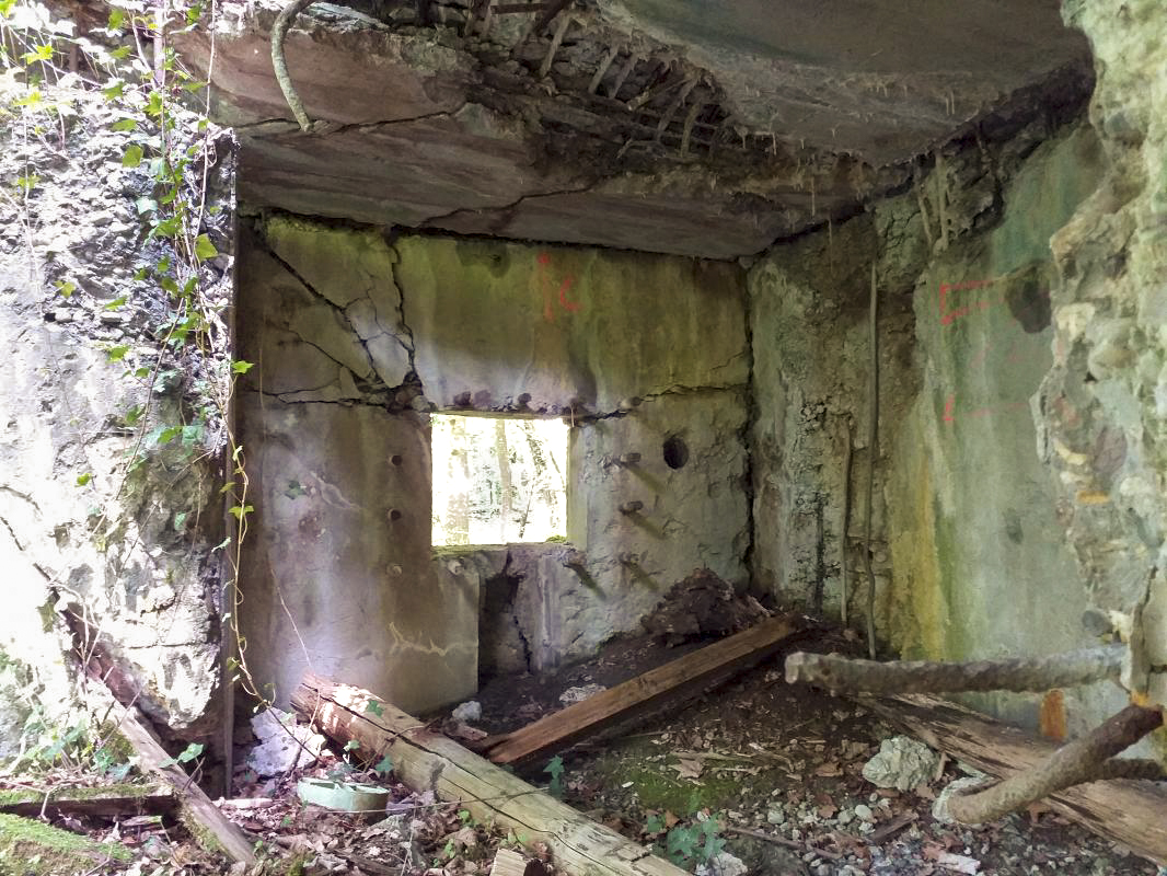 Ligne Maginot - SELTZBACH 5 - (Blockhaus pour arme infanterie) - Chambre de tir pour mitrailleuse