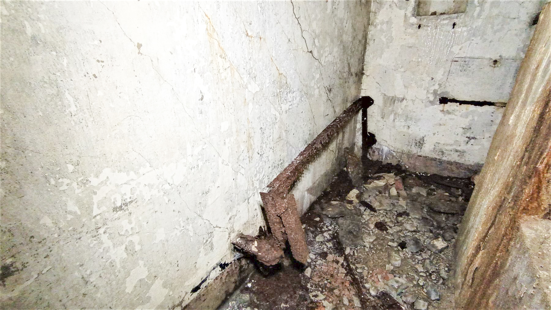 Ligne Maginot - HOCHWALD C6 - (Casemate d'infanterie - double) - Chambre du chef de casemate