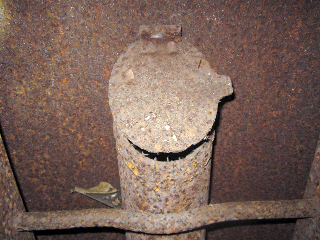 Ligne Maginot - SOUFFLENHEIM (II / 23° RIF) - (Abri) - Conduit de ventilation de la cloche GFM (férmé)