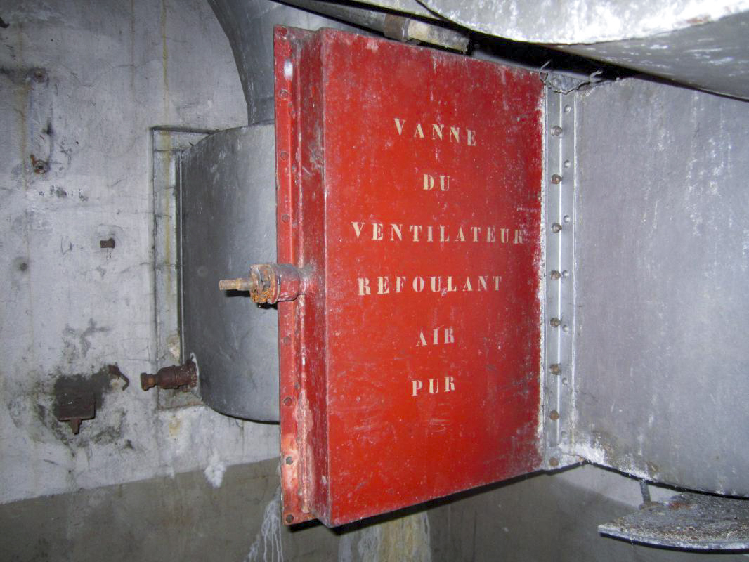 Ligne Maginot - SOUFFLENHEIM (II / 23° RIF) - (Abri) - Vanne du ventilateur refoulement air pur