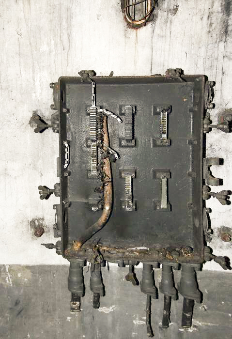 Ligne Maginot - SOUFFLENHEIM (II / 23° RIF) - (Abri) - Le reste des équipements du central téléphonique