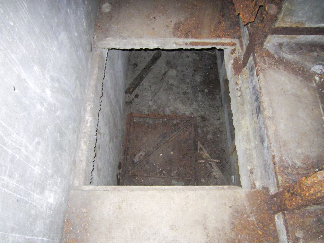 Ligne Maginot - SOUFFLENHEIM (II / 23° RIF) - (Abri) - Fosse des latrines