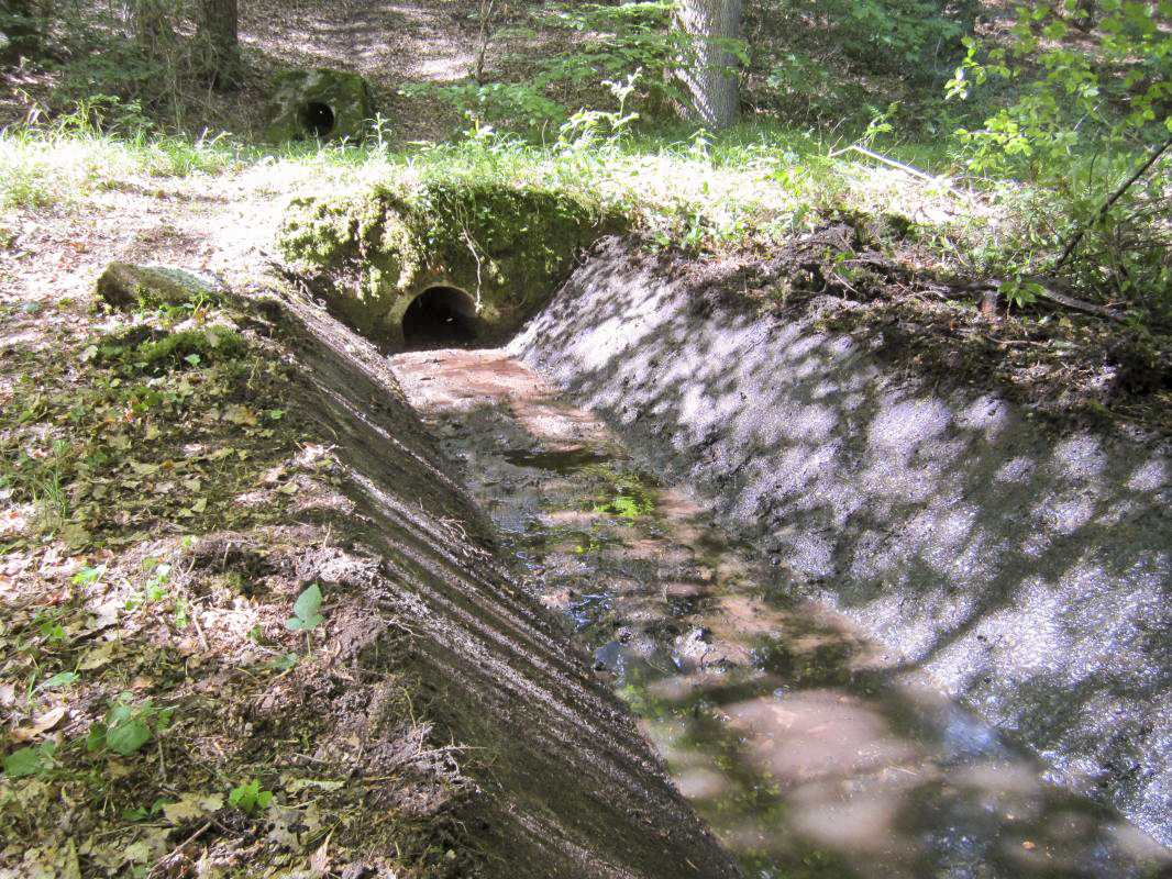 Ligne Maginot - SOUFFLENHEIM (II / 23° RIF) - (Abri) - Débouché de l'égout dans la cunette d'évacuation