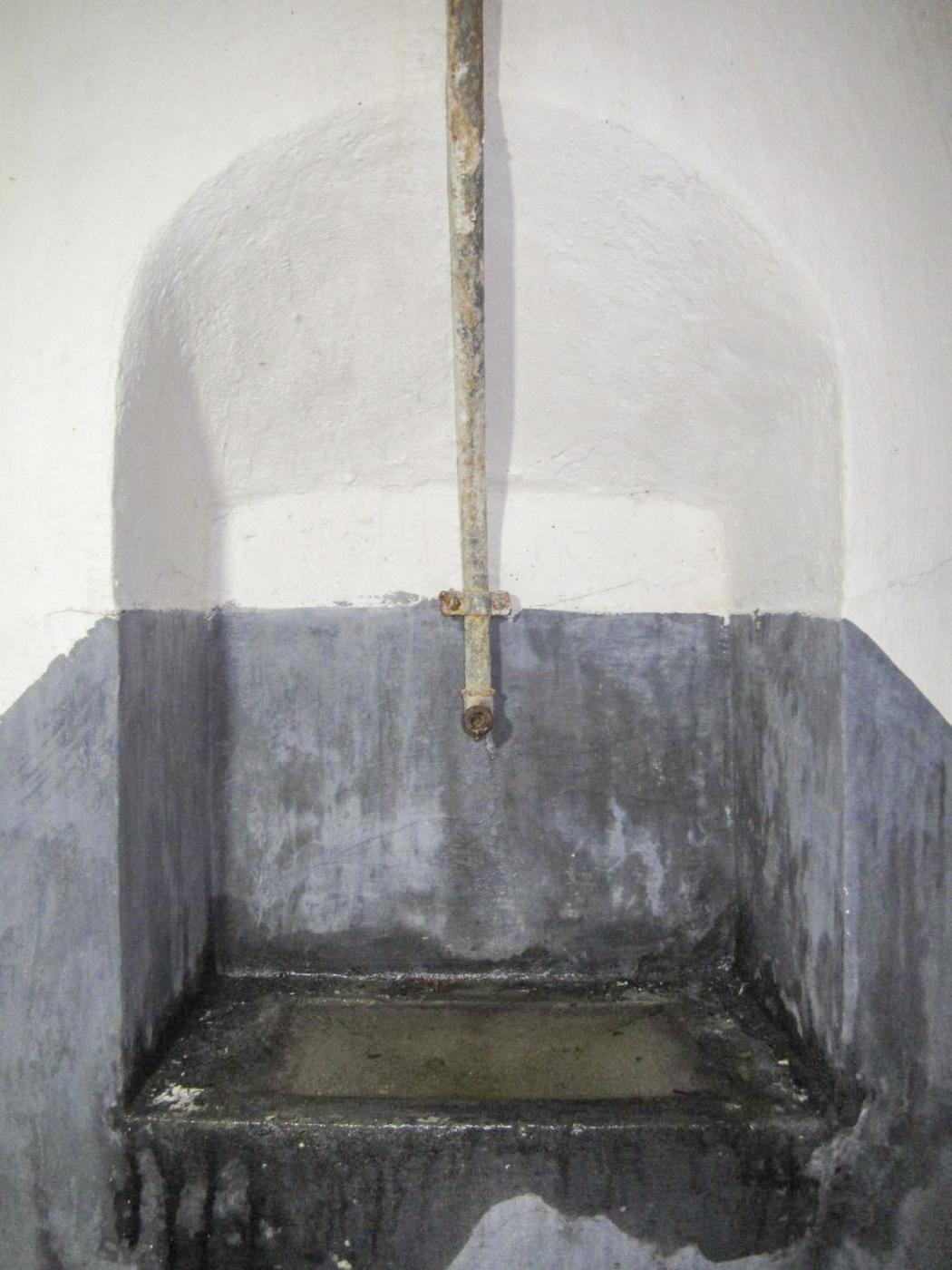 Ligne Maginot - HOCHWALD C3 - (Casemate d'infanterie - double) - Lavabo dans la chambre du chef de casemate