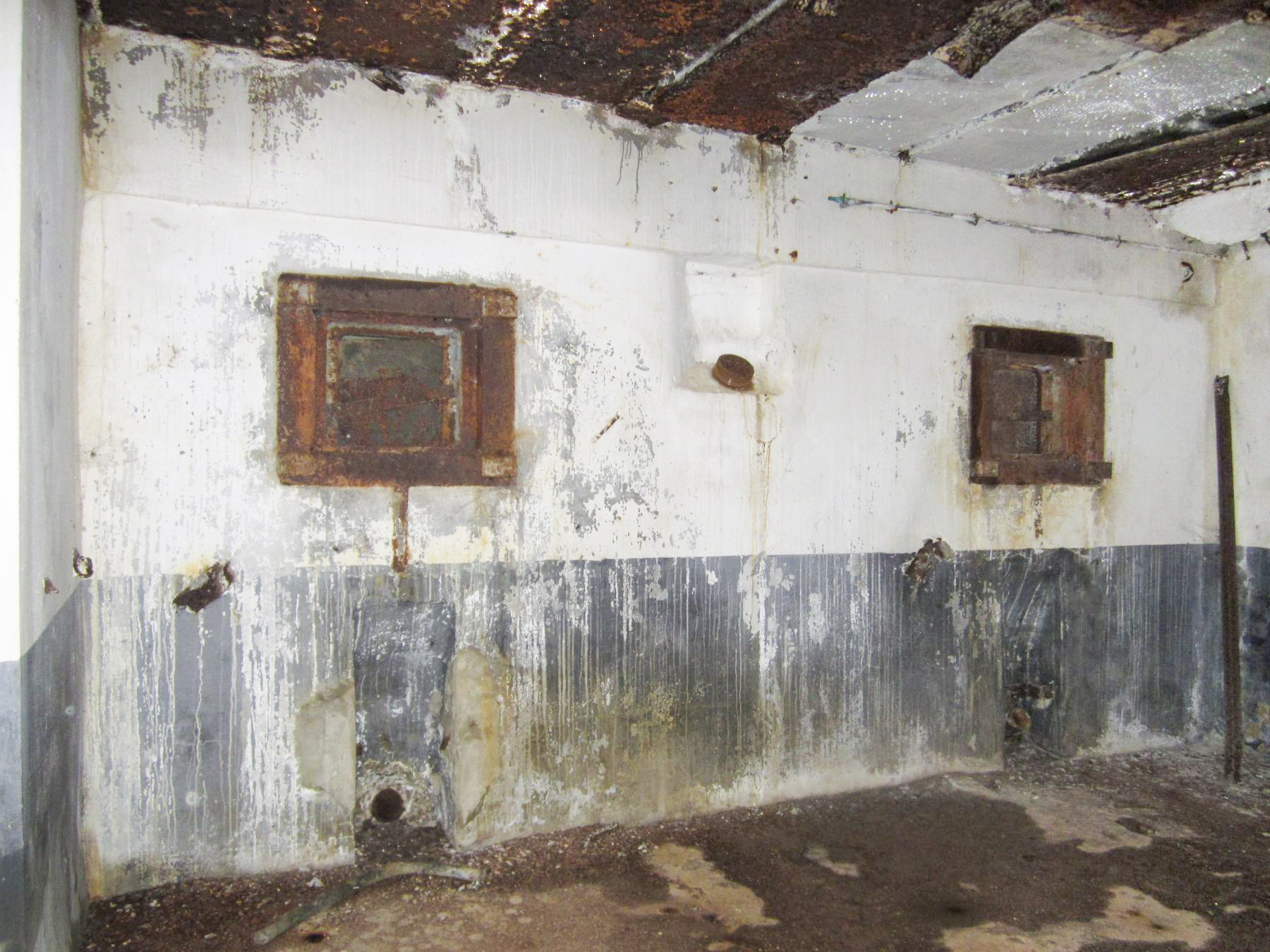 Ligne Maginot - HOCHWALD C3 - (Casemate d'infanterie - double) - Chambre de tir basse