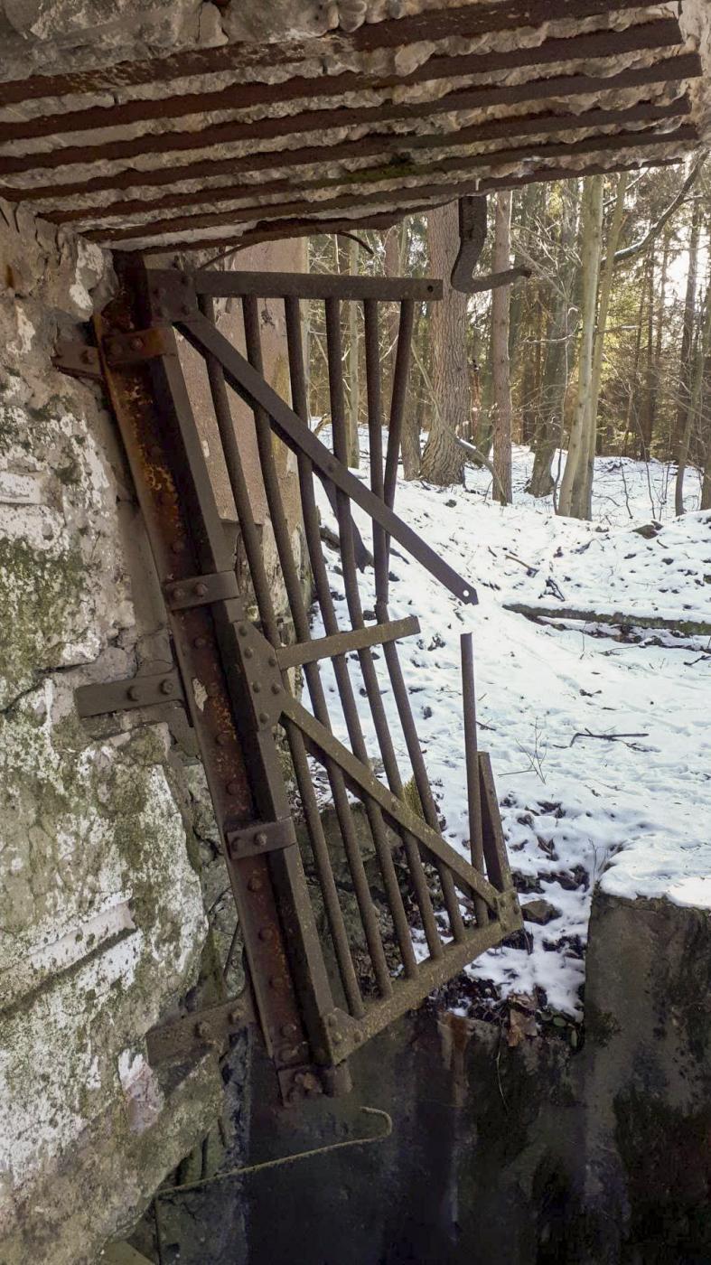 Ligne Maginot - HOCHWALD C1 - (Casemate d'infanterie) - Grille de l'entrée