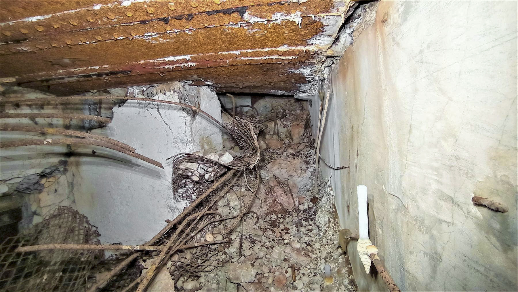 Ligne Maginot - HOCHWALD C1 - (Casemate d'infanterie) - Puits de la cloche GFM