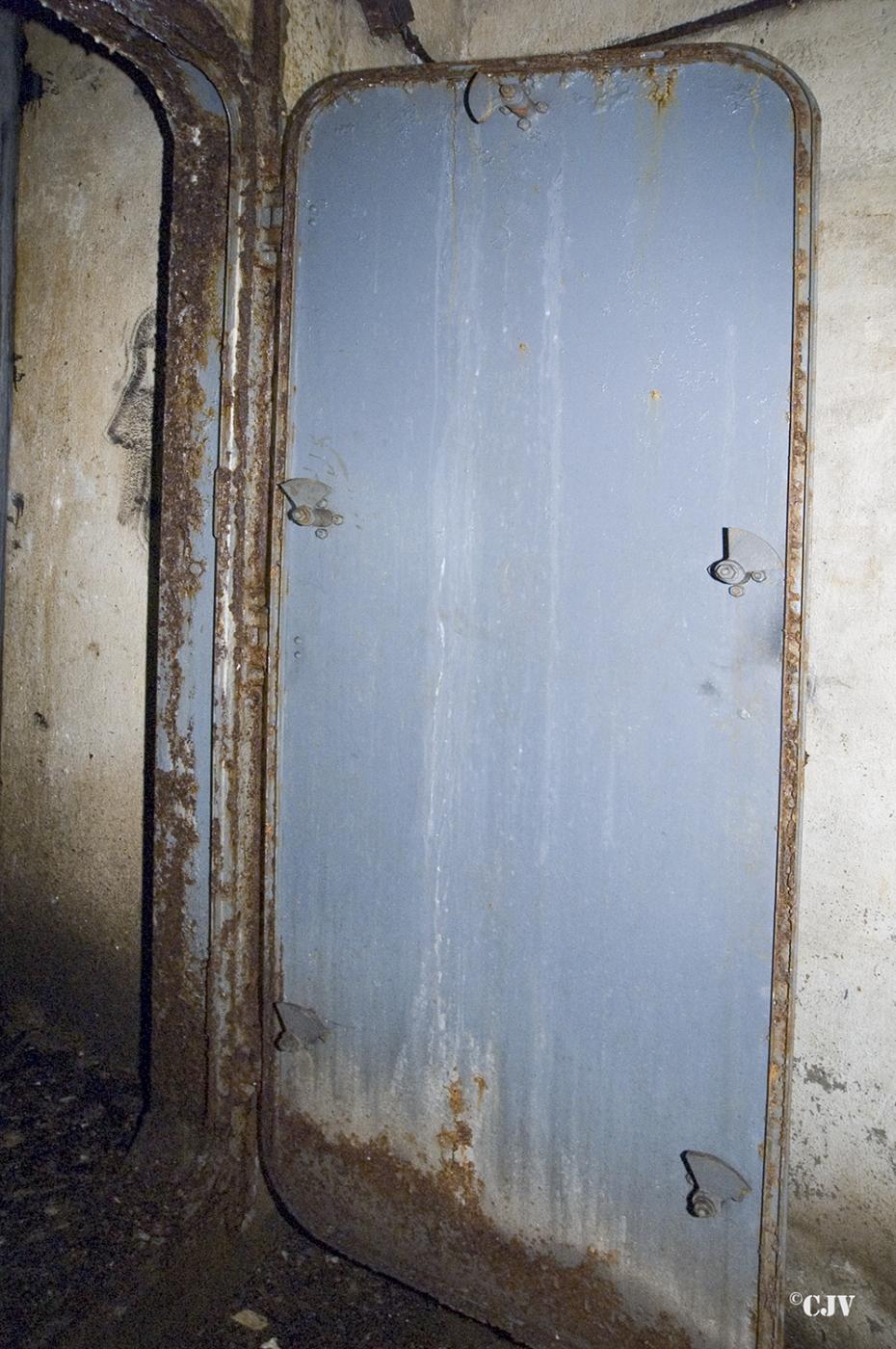 Ligne Maginot - LATIREMONT - A3 - (Ouvrage d'artillerie) - Bloc 6
Porte étanche de la cloche