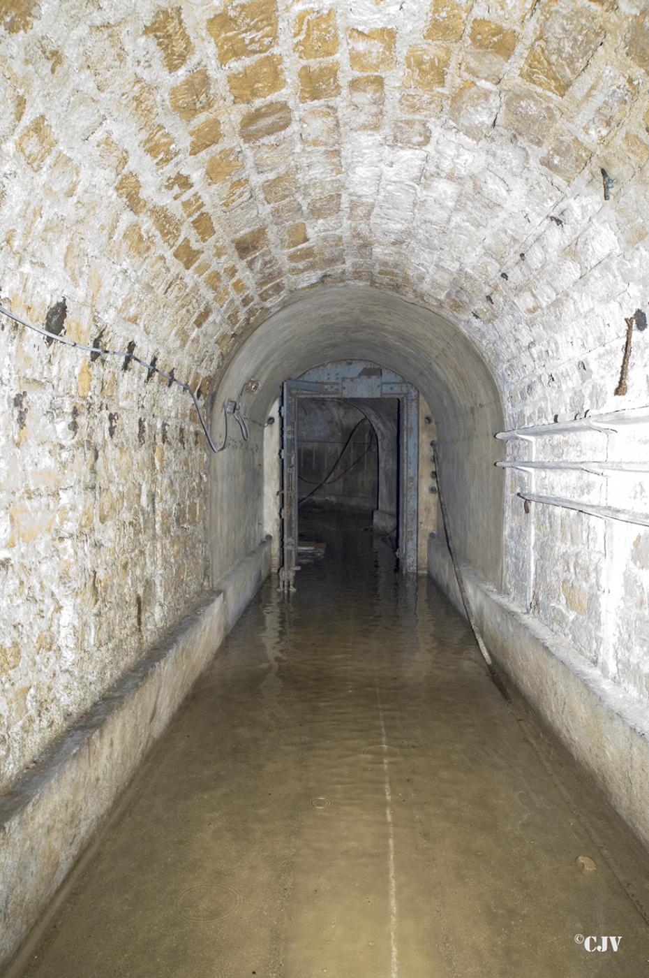 Ligne Maginot - LATIREMONT - A3 - (Ouvrage d'artillerie) - Bloc 6
Galerie en bas du bloc