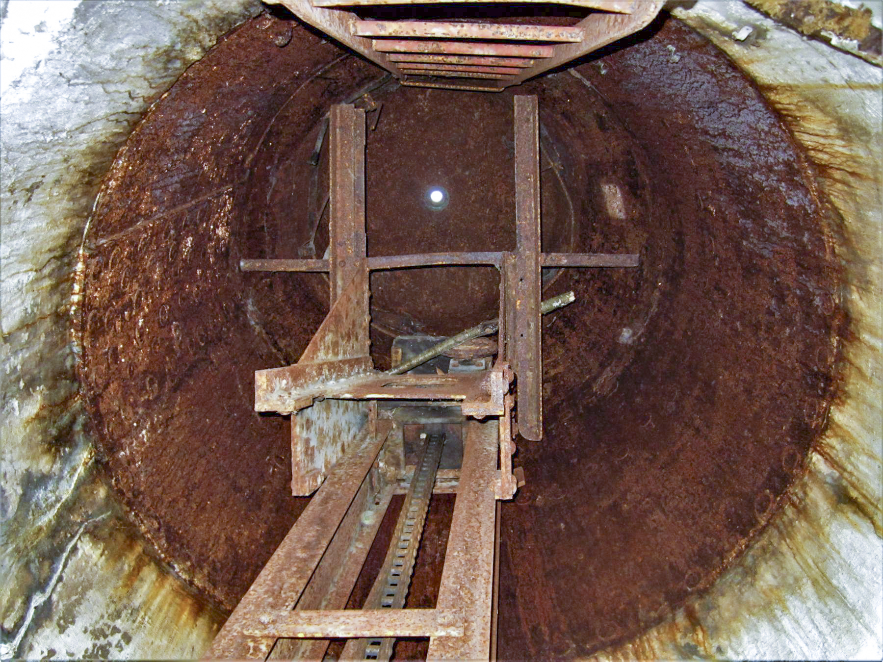 Ligne Maginot - DRACHENBRONN SUD EST - (Casemate d'infanterie) - Cloche GFM - Gregory Fuchs