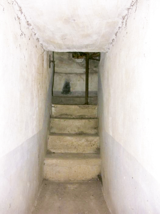 Ligne Maginot - RINKEL'S KUPP (Blockhaus pour arme infanterie) - L'escalier menant à la coupole
