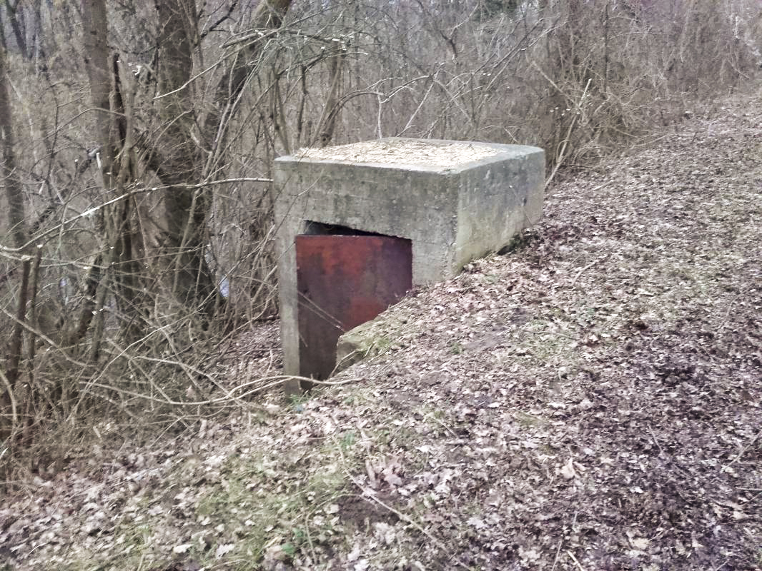 Ligne Maginot - Roppenheim 1 (avant poste) - 'Blockhaus' de construction d'après guerre