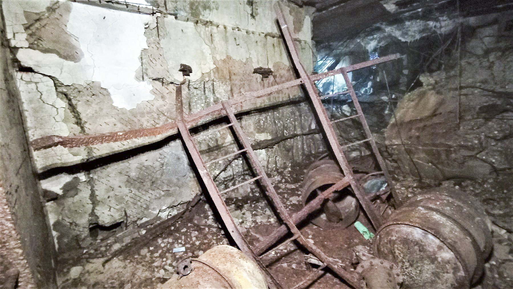 Ligne Maginot - HOCHWALD C7 - (Casemate d'infanterie) - La chambre de troupe pour 12 hommes - Baptiste Gaudin