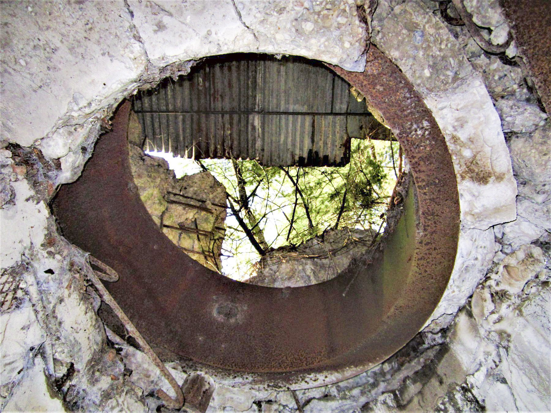 Ligne Maginot - SCHMELZBACH EST - (Casemate d'infanterie - double) - Cloche GFM Ouest