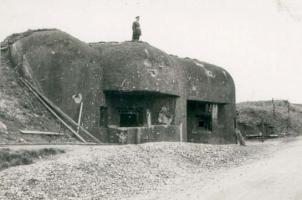 Ligne Maginot - MY1 - VILLY OUEST - (Casemate d'artillerie) - 