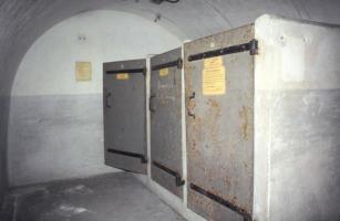 Ligne Maginot - CROUPE DU RESERVOIR - (Abri actif) - Les toilettes
Visite en 1991 avec Génie de Nice