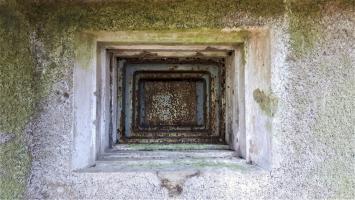 Ligne Maginot - NAGELSTHAL - (Blockhaus pour arme infanterie) - Détail du créneau sud