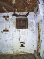 Ligne Maginot - GUNSTHAL FERME OUEST - (Blockhaus pour arme infanterie) - Créneau pour jumelage MAC 31 monté sur bi-rail et Mitrailleuse Hotchkiss de 13,2 mm sur volet de démasquage