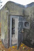 Ligne Maginot - 25 DE NEUNHOFFEN - (Blockhaus pour canon) - Entrée des Hommes et créneau de défense rapprochée