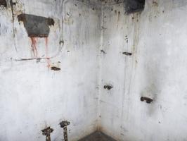 Ligne Maginot - D4 - (Chambre de coupure - Avec central) - L'intérieur vide